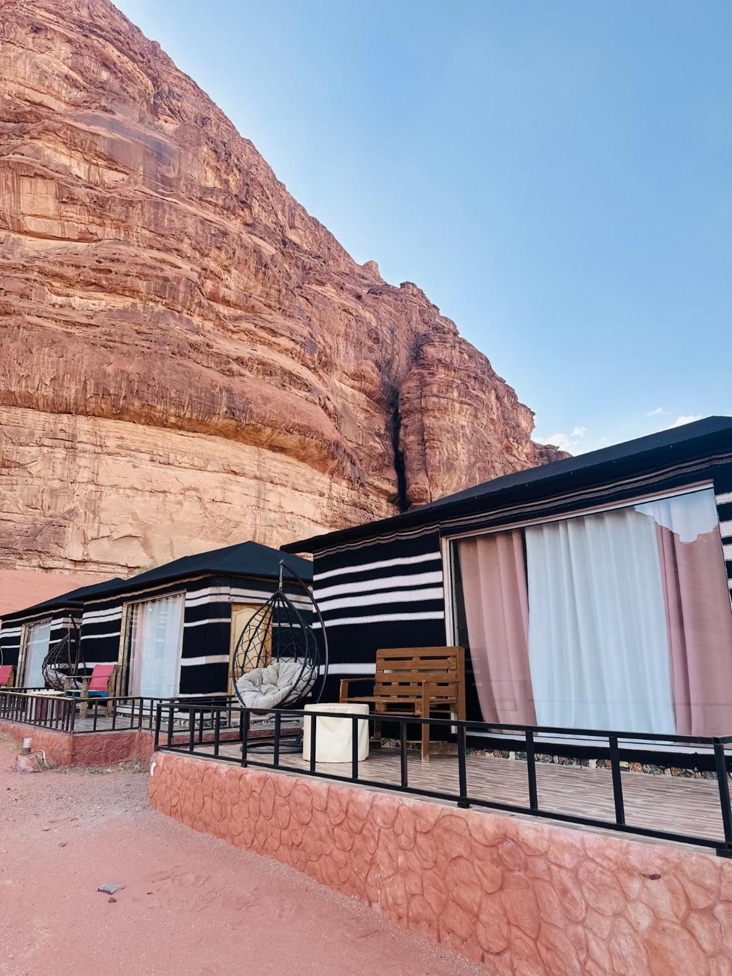 Rum Solaris Bubbles Camp Wadi Rum Exterior foto